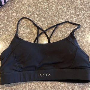 ‘Acta’ Sports Bra